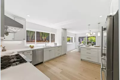 1100 Greenbrier Rd, San Carlos, CA 94070 - Photo 10