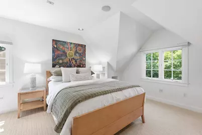 1427 Byron St, Palo Alto, CA 94301 - Photo 10