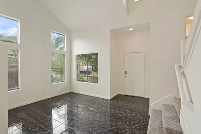 1888 Saint Lakes Way, Stockton, CA 95206 - Photo 6