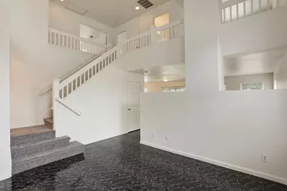 1888 Saint Lakes Way, Stockton, CA 95206 - Photo 4