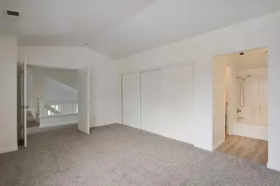 1888 Saint Lakes Way, Stockton, CA 95206 - Photo 14