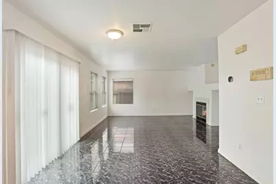 1888 Saint Lakes Way, Stockton, CA 95206 - Photo 10