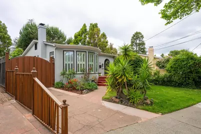 1132 Palm Dr, Burlingame, CA 94010 - Photo 22