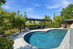 19288 Bainter Ave, Saratoga, CA 95070 - Photo 52