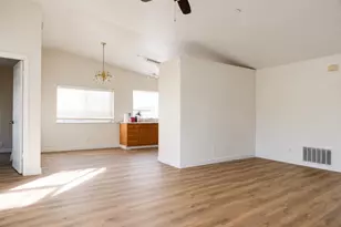 1005 Heidi Dr, Greenfield, CA 93927 - Photo 16