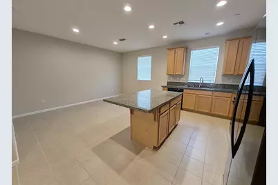 2731 Viterbo Ct 4, San Jose, CA 95111 - Photo 10