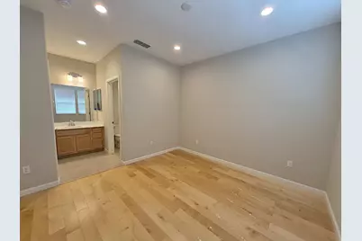 2731 Viterbo Ct 4, San Jose, CA 95111 - Photo 30
