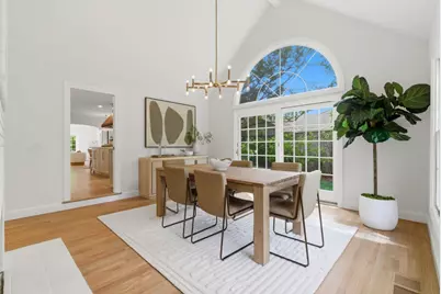 8 Almendra Ln, Los Altos, CA 94022 - Photo 10