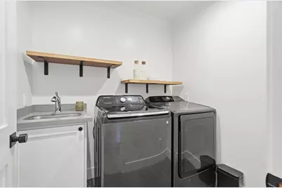 1835 Ellen Ave, San Jose, CA 95125 - Photo 24
