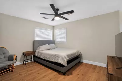 1212 Sycamore Ave, Modesto, CA 95350 - Photo 14