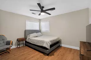 1212 Sycamore Ave, Modesto, CA 95350 - Photo 14