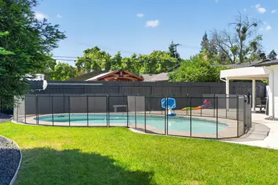 1212 Sycamore Ave, Modesto, CA 95350 - Photo 24