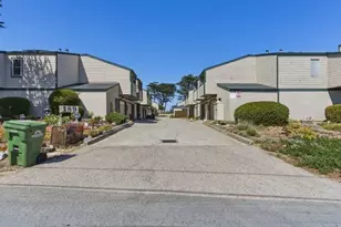 189 San Pablo Ct 8, Marina, CA 93933 - Photo 2