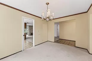 20683 Greenleaf Dr, Cupertino, CA 95014 - Photo 10