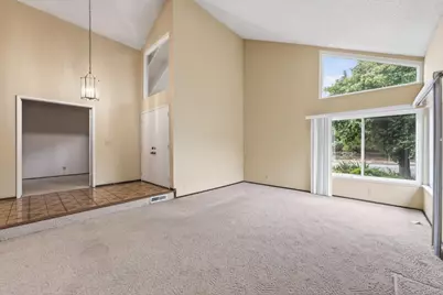 20683 Greenleaf Dr, Cupertino, CA 95014 - Photo 4