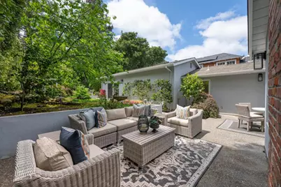 165 Pepper Ave, Burlingame, CA 94010 - Photo 28