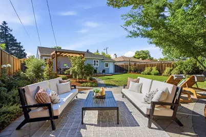 916 5th Ave, Redwood City, CA 94063 - Photo 1
