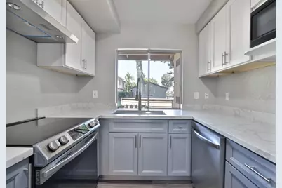 2863 Casals Ct, San Jose, CA 95148 - Photo 6