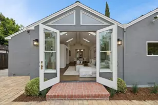 2302 Webster St, Palo Alto, CA 94301 - Photo 10