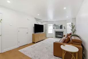 241 Gibson Dr F, Hollister, CA 95023 - Photo 2