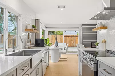 27947 Edgecliff Way, Hayward, CA 94542 - Photo 8