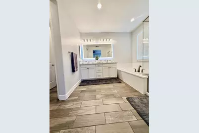 1515 Goldenstar Ct, Hollister, CA 95023 - Photo 8