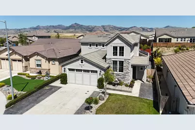 1515 Goldenstar Ct, Hollister, CA 95023 - Photo 2