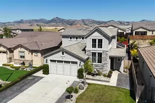 1515 Goldenstar Ct, Hollister, CA 95023 - Photo 2