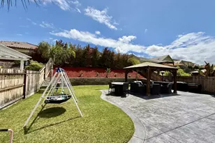 1515 Goldenstar Ct, Hollister, CA 95023 - Photo 32