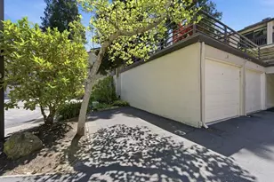 2319 Ticonderoga Dr, San Mateo, CA 94402 - Photo 14