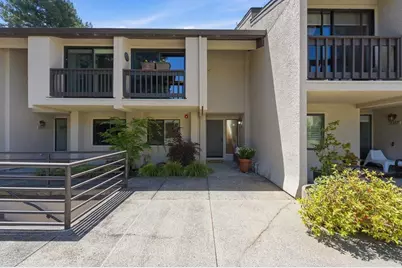 2319 Ticonderoga Dr, San Mateo, CA 94402 - Photo 2