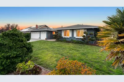 2060 Touraine Ln, Half Moon Bay, CA 94019 - Photo 4