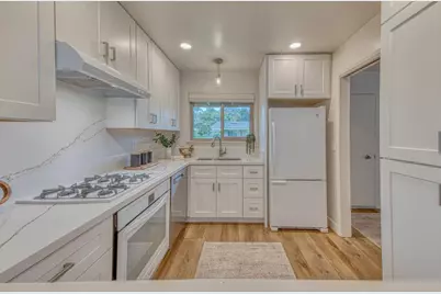80 Hacienda Carmel, Carmel, CA 93923 - Photo 10