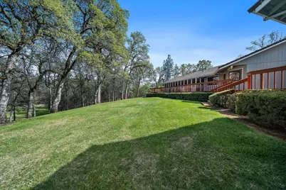 19862 Paso Robles Ave, Redding, CA 96003 - Photo 32