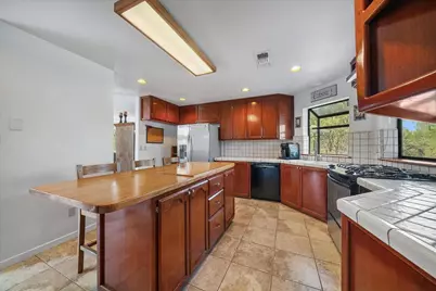 19862 Paso Robles Ave, Redding, CA 96003 - Photo 10