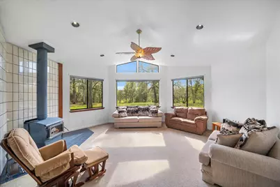 19862 Paso Robles Ave, Redding, CA 96003 - Photo 8