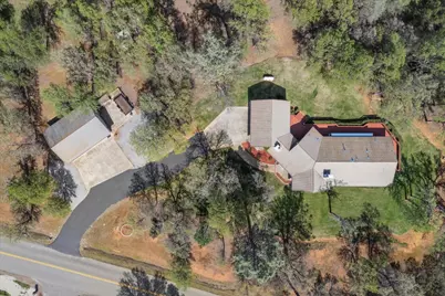 19862 Paso Robles Ave, Redding, CA 96003 - Photo 52