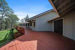 19862 Paso Robles Ave, Redding, CA 96003 - Photo 40