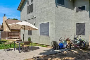 725 McKinley St, Los Banos, CA 93635 - Photo 46