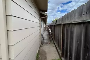 14 Madonna Dr, Salinas, CA 93906 - Photo 22