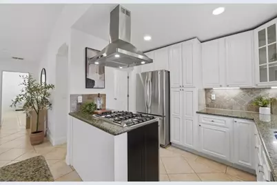 660 Hamilton Ln, Santa Clara, CA 95051 - Photo 12