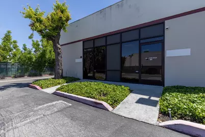 233 E Weddell Dr M, Sunnyvale, CA 94089 - Photo 2