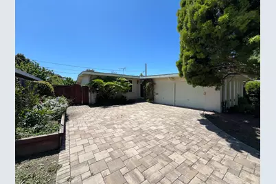 183 Thompson Sq, Mountain View, CA 94043 - Photo 10