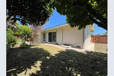 183 Thompson Sq, Mountain View, CA 94043 - Photo 8