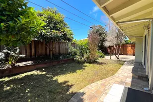 183 Thompson Square, Mountain View, CA 94043 - Photo 22