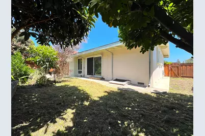 183 Thompson Sq, Mountain View, CA 94043 - Photo 20