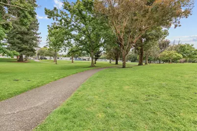 541 Walker Dr, Mountain View, CA 94043 - Photo 34