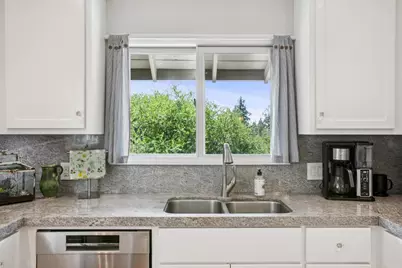 23054 Evergreen Ln, Los Gatos, CA 95033 - Photo 10