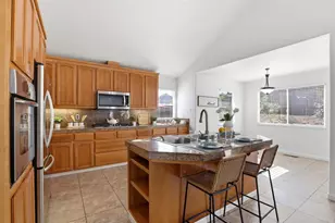 1271 Payette Cir, Hollister, CA 95023 - Photo 10