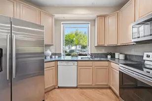 902 Sunrose 104, Sunnyvale, CA 94086 - Photo 4